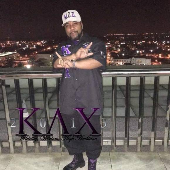 Meet your Posher, Kenneth - Picture 1 of 1